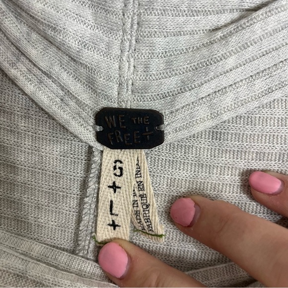 We the Free People Size Large Lover Rib Knit Cowl Neck Split Back Sweater GSB - Picture 4 of 7